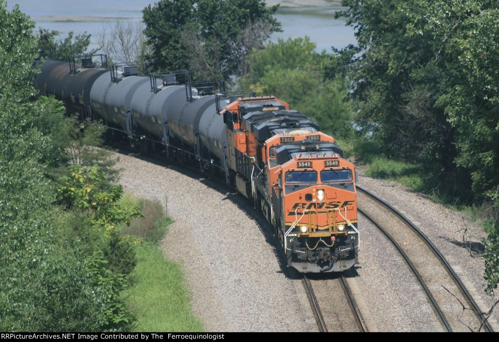 BNSF U Train 5545 East